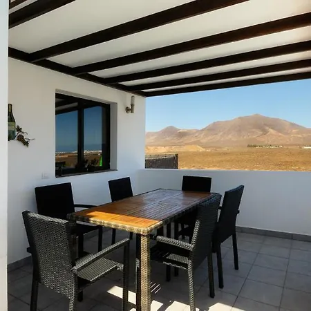 Villa Playa Blanca Sleeps 10 Pool Air Con Wifi Playa Blanca (Lanzarote)