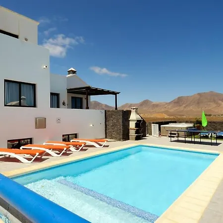 Villa Playa Blanca Sleeps 10 Pool Air Con Wifi