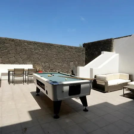 Playa Blanca Sleeps 10 Pool Air Con Wifi * Playa Blanca (Lanzarote)